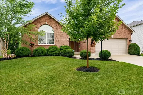 1130 Parkview Dr, Troy, OH 45373