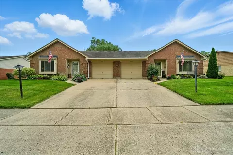 4713-4715 Foxdale Dr #4713, Dayton, OH 45429