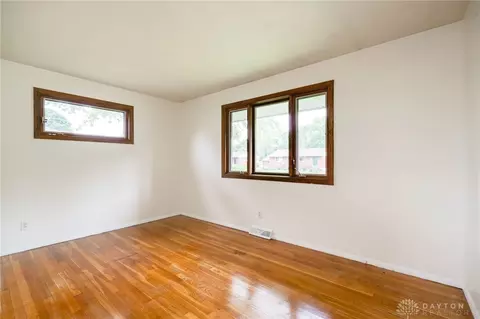 Bedroom - 3046 Armen Ave, Kettering, OH 45432 photo 1 of 7