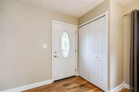 Entry Way - 3046 Armen Ave, Kettering, OH 45432 photo 1 of 1