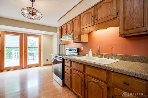 Kitchen - 3046 Armen Ave, Kettering, OH 45432 photo 1 of 4