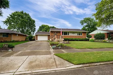 Exterior - 3046 Armen Ave, Kettering, OH 45432 photo 1 of 10