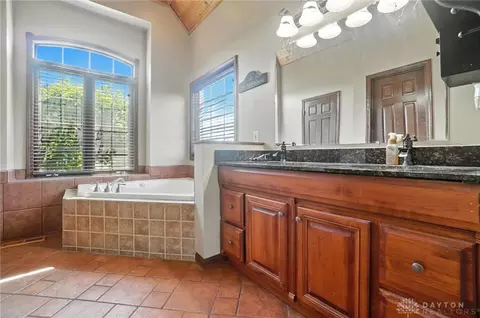 Bath - 891 N Tecumseh Rd, Springfield, OH 45504 photo 1 of 7