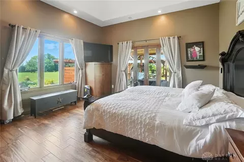 Bedroom - 891 N Tecumseh Rd, Springfield, OH 45504 photo 1 of 8