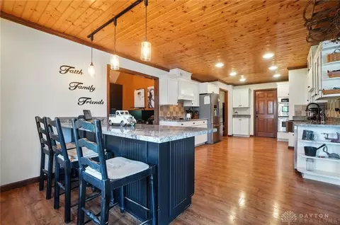 Kitchen - 891 N Tecumseh Rd, Springfield, OH 45504 photo 10 of 10