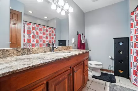 Bath - 891 N Tecumseh Rd, Springfield, OH 45504 photo 6 of 7