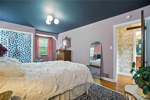 Bedroom - 2967 Mapleleaf Ave, Cincinnati, OH 45212 photo 2 of 2