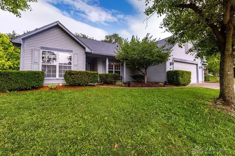 1187 Whitetail Dr, Fairborn, OH 45324