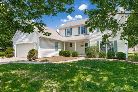 854 Jamestown Dr, Miamisburg, OH 45342