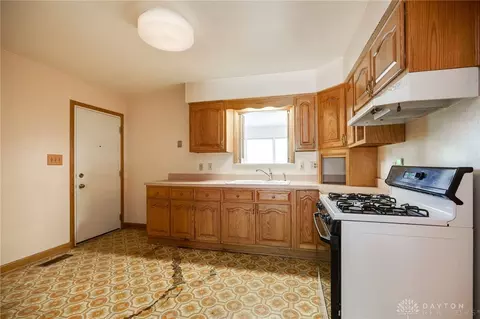 524 Rosewood Ave, Springfield, OH 45506 photo 17