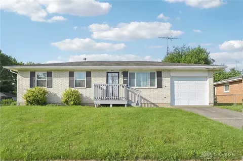 1513 Arrowhead Trl, Xenia, OH 45385