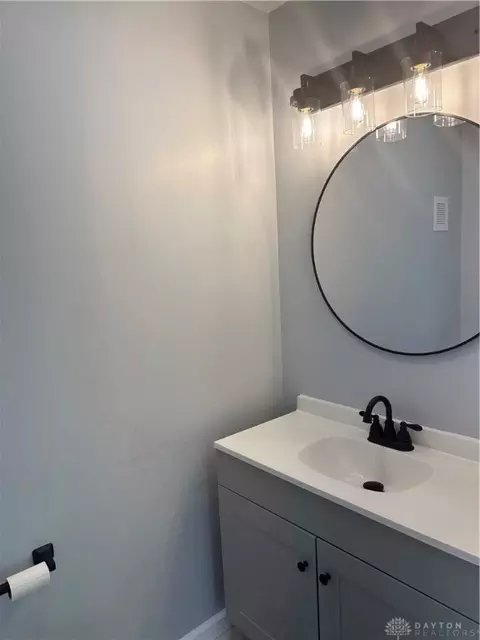 1111 Long St, Troy, OH 45373 photo 18