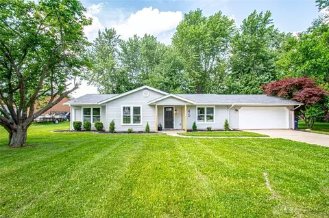 45 Long Dr, Eaton, OH 45320