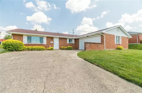 5331 Bromwick Dr, Dayton, OH 45426