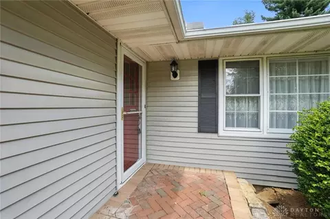 4540 Twilight Hill Dr, Kettering, OH 45429 photo 9