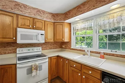 4540 Twilight Hill Dr, Kettering, OH 45429 photo 20