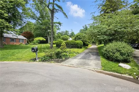 4540 Twilight Hill Dr, Kettering, OH 45429 photo 8