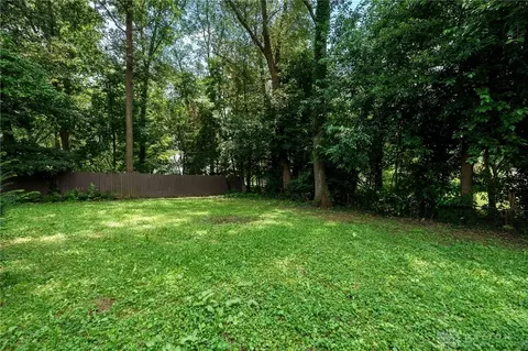 Exterior - 761 Dorchester Dr, Springfield, OH 45506 photo 17 of 18