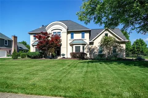 10366 Yellow Locust Ln, Washington Township, OH 45458