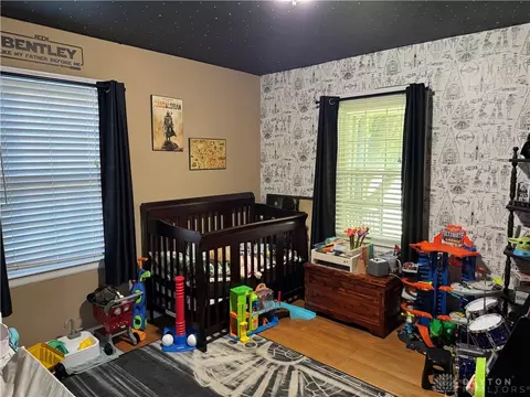 Bedroom - 212 Earnshaw Dr, Kettering, OH 45429 photo 2 of 2