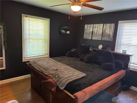 Bedroom - 212 Earnshaw Dr, Kettering, OH 45429 photo 1 of 2