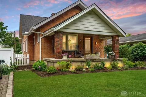236 Monteray Ave, Oakwood, OH 45419