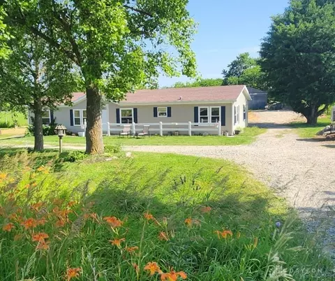 11080 Ayres Pike, New Carlisle, OH 45344