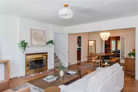 Living - 2769 Hilton Dr, Dayton, OH 45409 photo 3 of 8