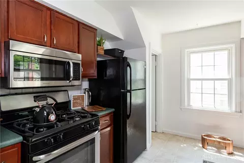 Kitchen - 2769 Hilton Dr, Dayton, OH 45409 photo 1 of 6