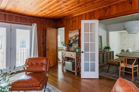 Entry Way - 2769 Hilton Dr, Dayton, OH 45409 photo 1 of 3