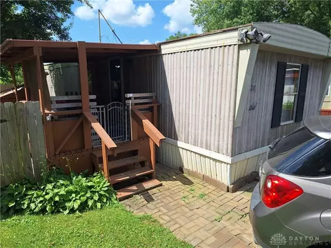 9500 Collett #20, Waynesville, OH 45068