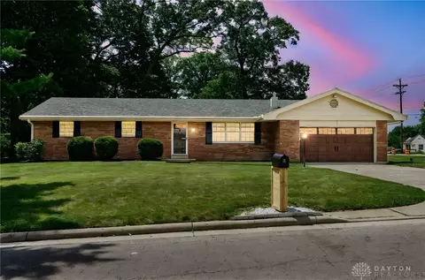 3299 Suburban Dr, Dayton, OH 45432