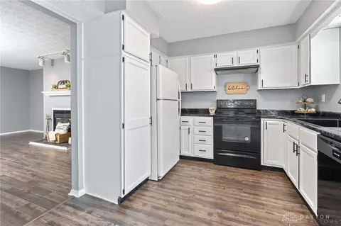 3163 Gracemore Ave, Dayton, OH 45420 photo 11