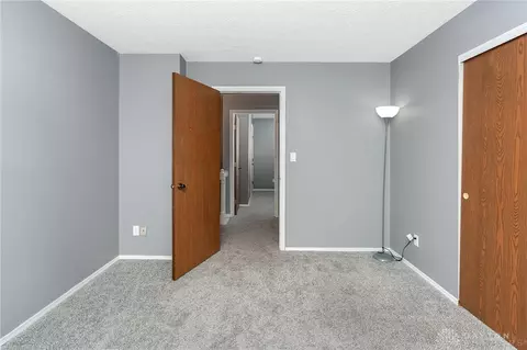 3163 Gracemore Ave, Dayton, OH 45420 photo 30