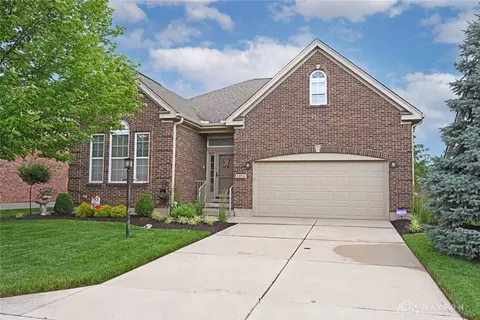 1415 Phoenix Pl, Kettering, OH 45420