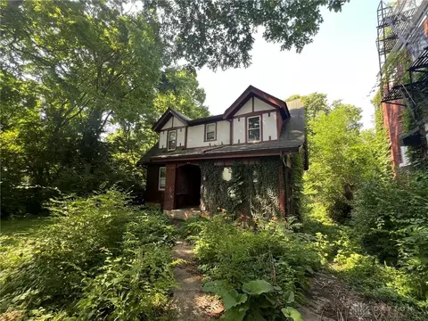 813 S Fred Shuttlesworth Cir, Cincinnati, OH 45229