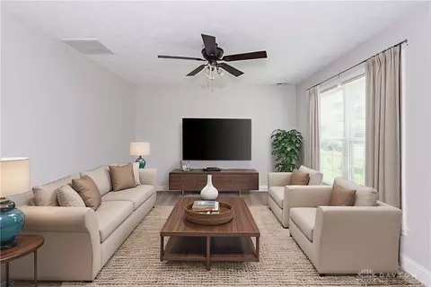 Living - 1129 Eureka Dr, Kettering, OH 45419 photo 7 of 8