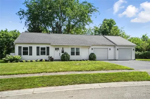 6600 Emerald Ave, Enon, OH 45323