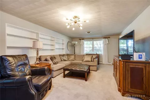 Living - 1109 Carlo Dr, Kettering, OH 45429 photo 7 of 13