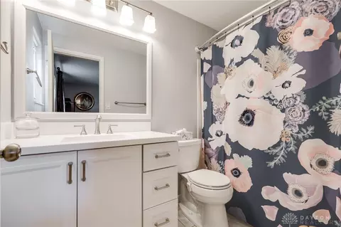 Bath - 1109 Carlo Dr, Kettering, OH 45429 photo 2 of 3