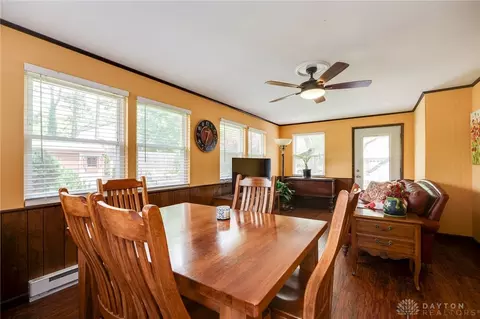 Dining - 1109 Carlo Dr, Kettering, OH 45429 photo 3 of 4