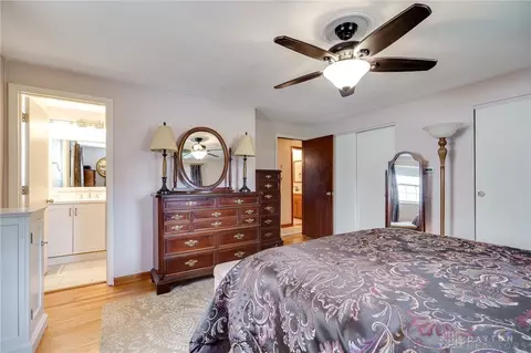 Bedroom - 1109 Carlo Dr, Kettering, OH 45429 photo 3 of 11
