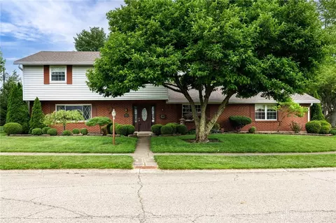 Exterior - 1109 Carlo Dr, Kettering, OH 45429 photo 1 of 12