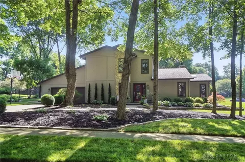 1778 Kensington Dr, Bellbrook, OH 45305