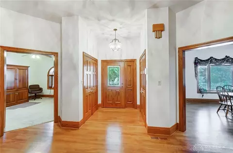 Entry Way - 507 Shawhan Rd, Morrow, OH 45152 photo 1 of 6