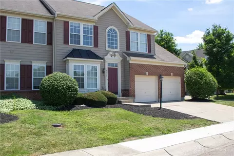 2614 Congressional Cir, Beavercreek, OH 45431