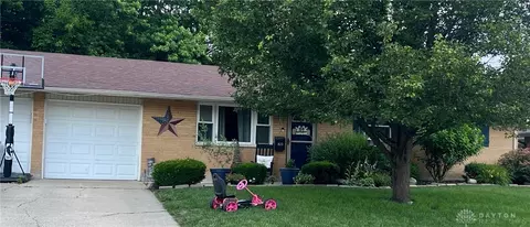 823 Desales St, Vandalia, OH 45377