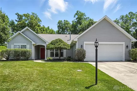 3440 Old Lantern Ct, Miamisburg, OH 45342