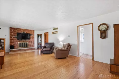 3225 Folk Ream Rd, Springfield, OH 45502 photo 7
