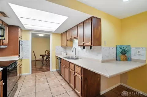 7339 Mohawk Trail Rd, Dayton, OH 45459 photo 7